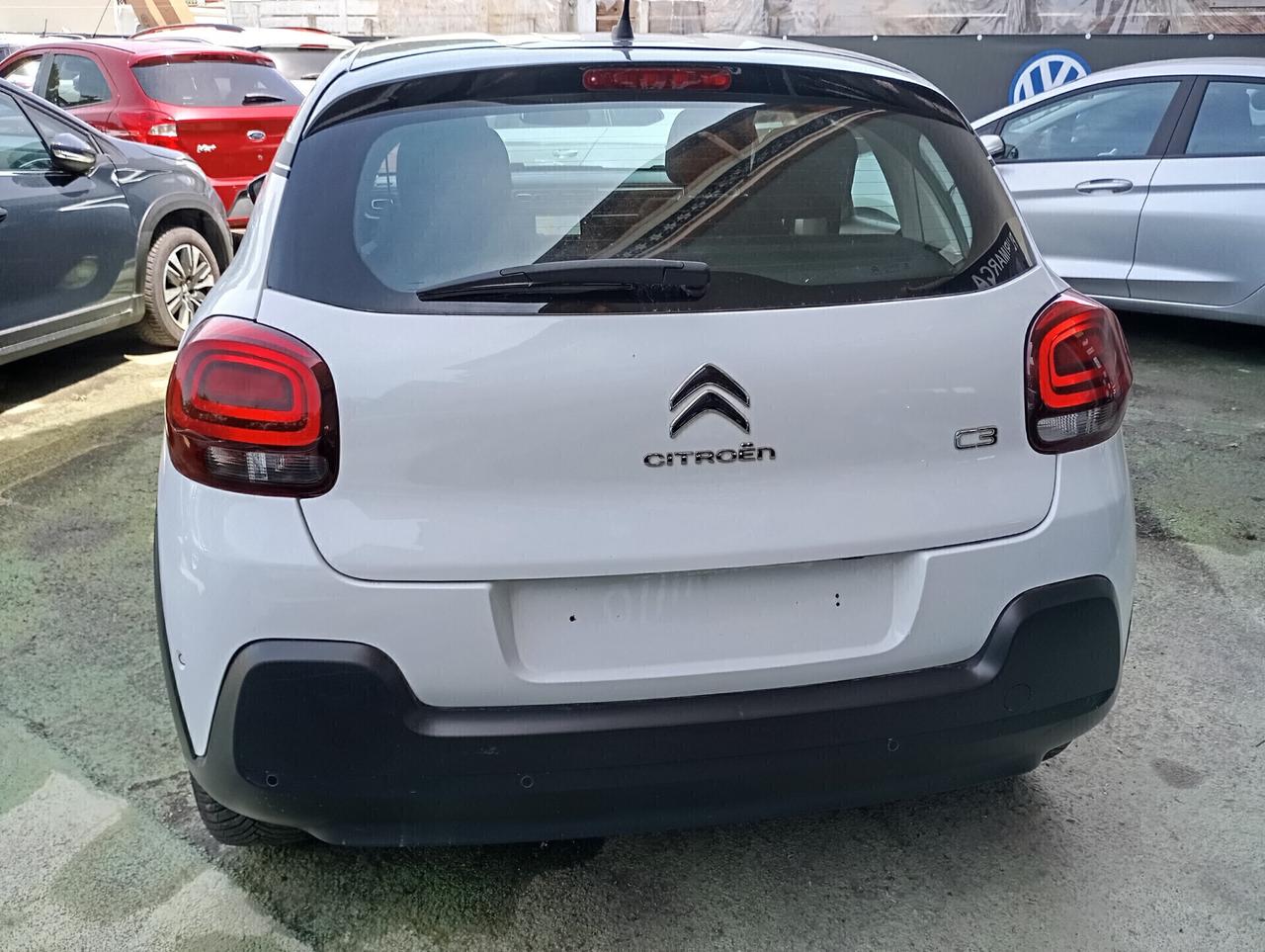 Citroen C3 1.2 PureTech 110CV Shine Aut.