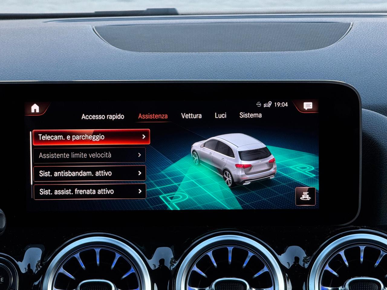 Mercedes-Benz B 180 d Premium AMG PACK LUCI