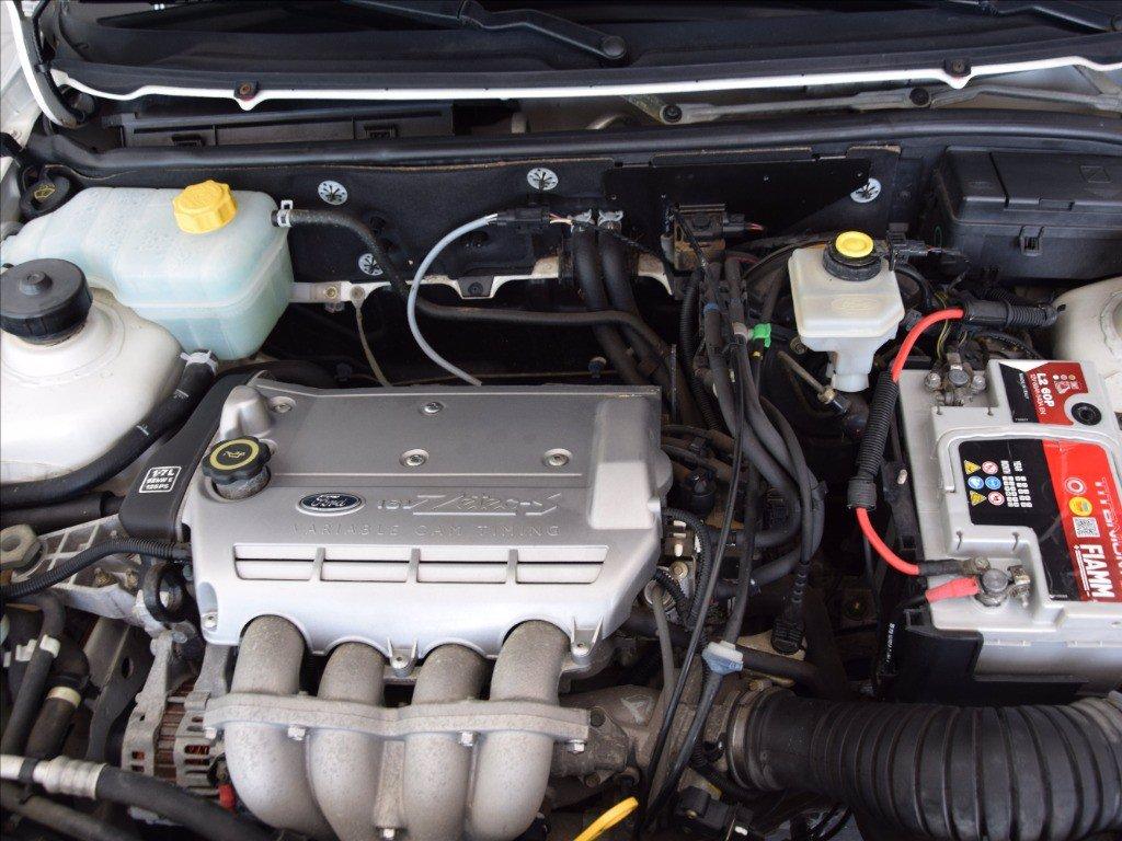 FORD Puma 1.7 vct 16v c/clima del 1997