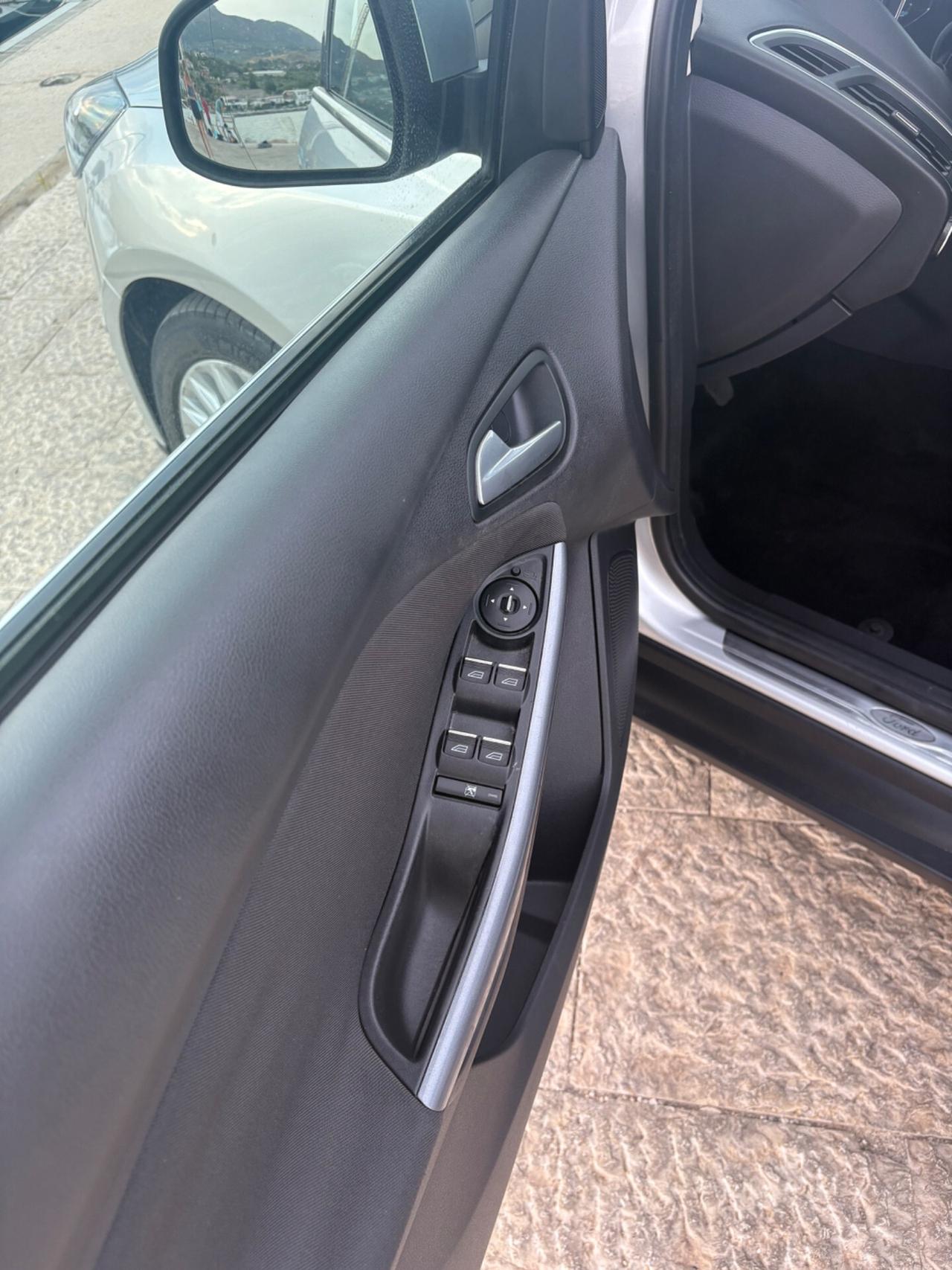 Ford Focus 1.6 115 CV Titanium UNICO PROPRIETARIO