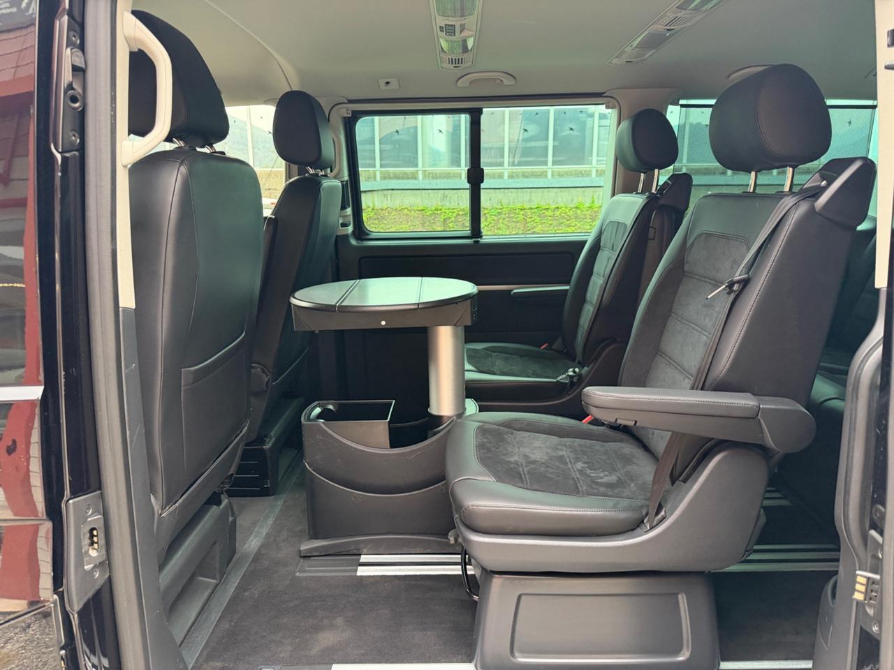 Volkswagen Multivan T6 - DSG 4x4 BULLI FULL