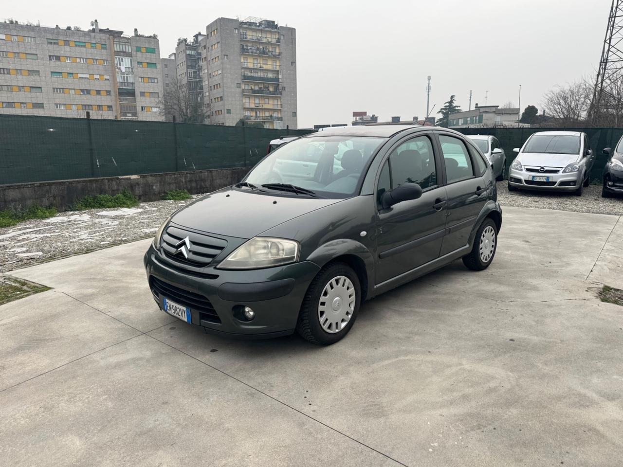 Citroen C3 1.1 airdream Elegance benzina neopatentati