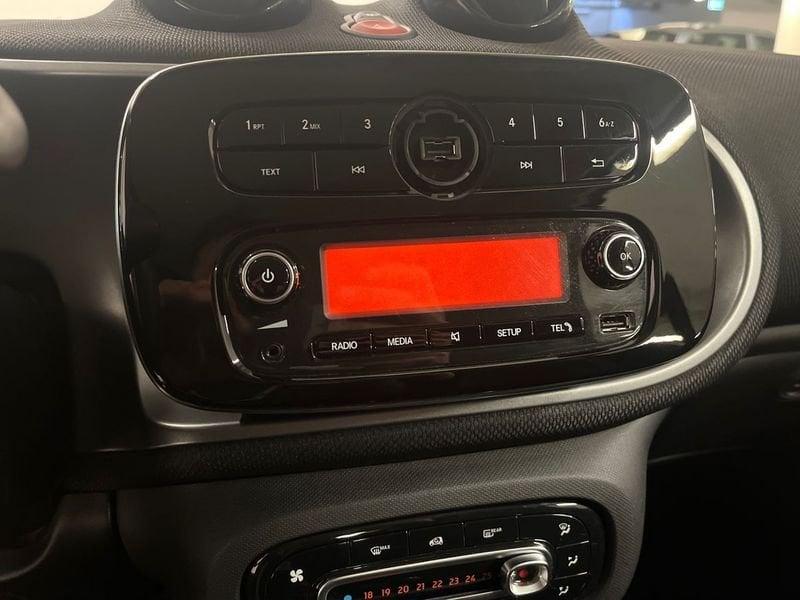 smart fortwo EQ Pure