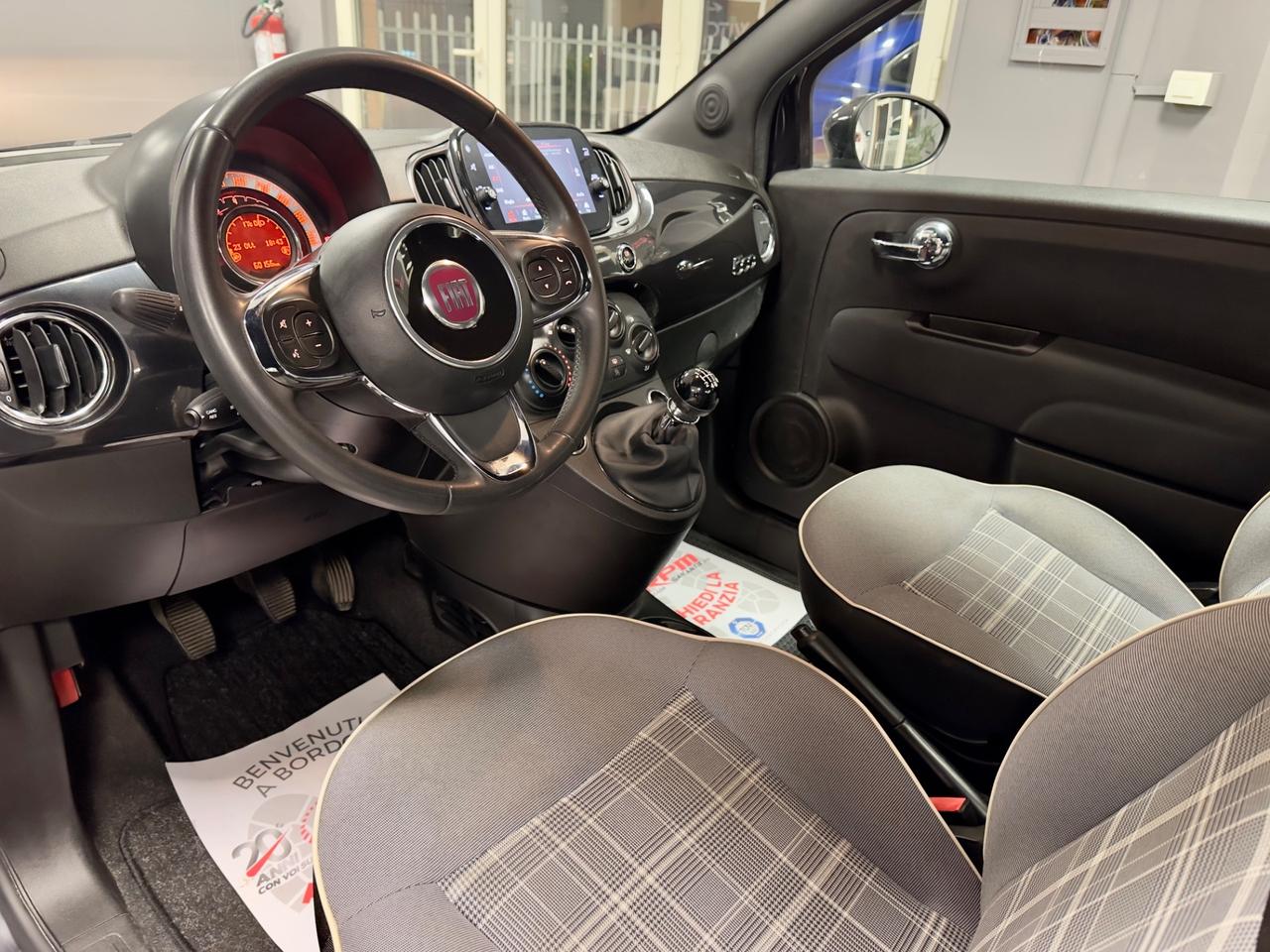 Fiat 500 1.0 Hybrid 70cv Lounge Neopatentati