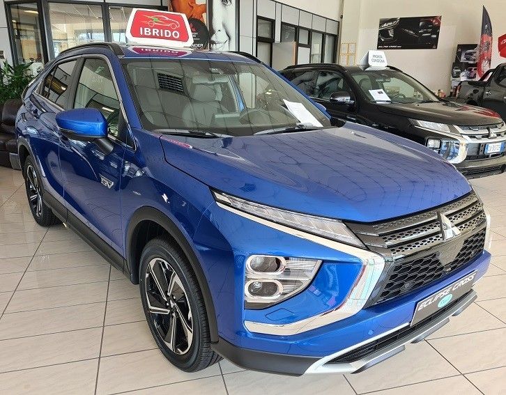 MITSUBISHI Eclipse Cross 2.4 MIVEC 4WD PHEV Instyle SDA