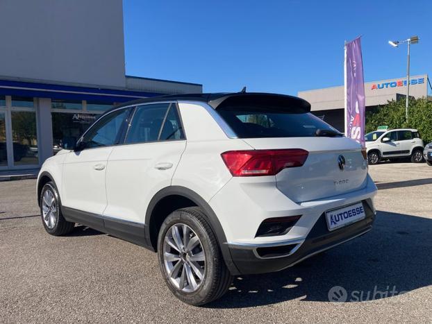 VOLKSWAGEN T-Roc 1.0 TSI Style BlueM. Tech