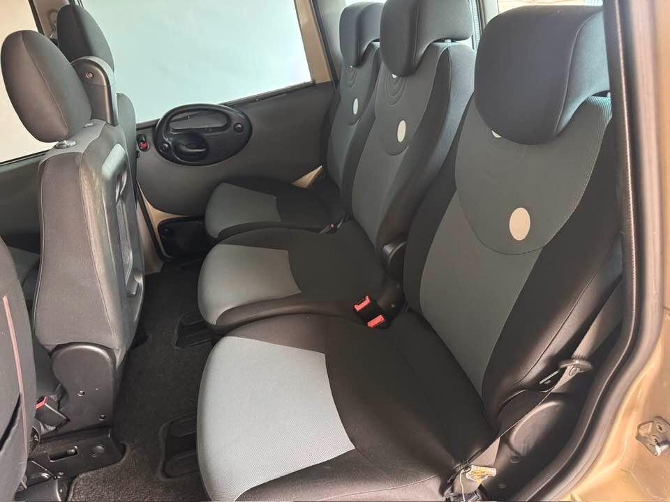 Fiat Multipla 1.9 MJT Emotion