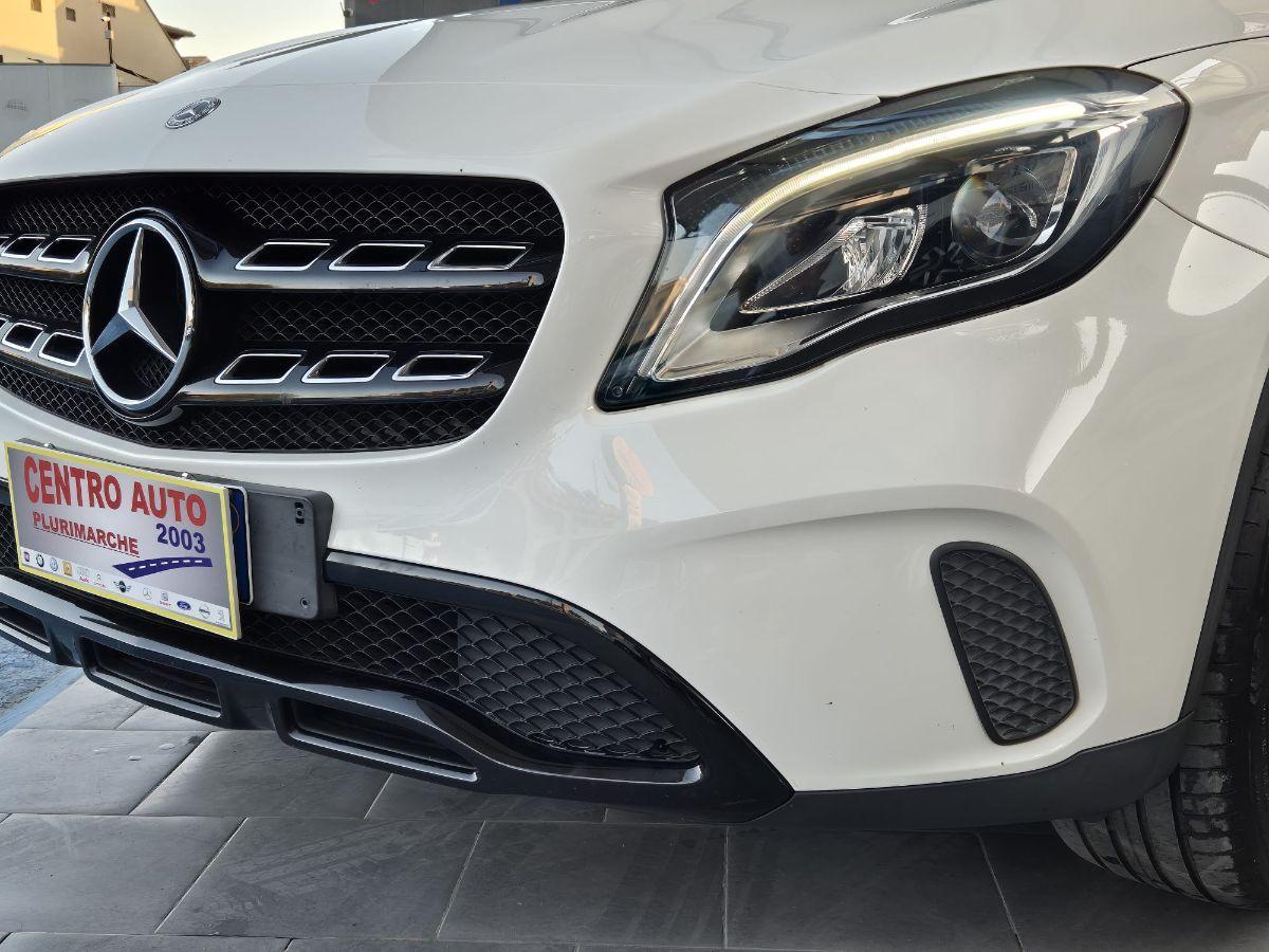 MERCEDES - Classe GLA - GLA 200 d Automatic 4Matic Sport-Tetto Apribile