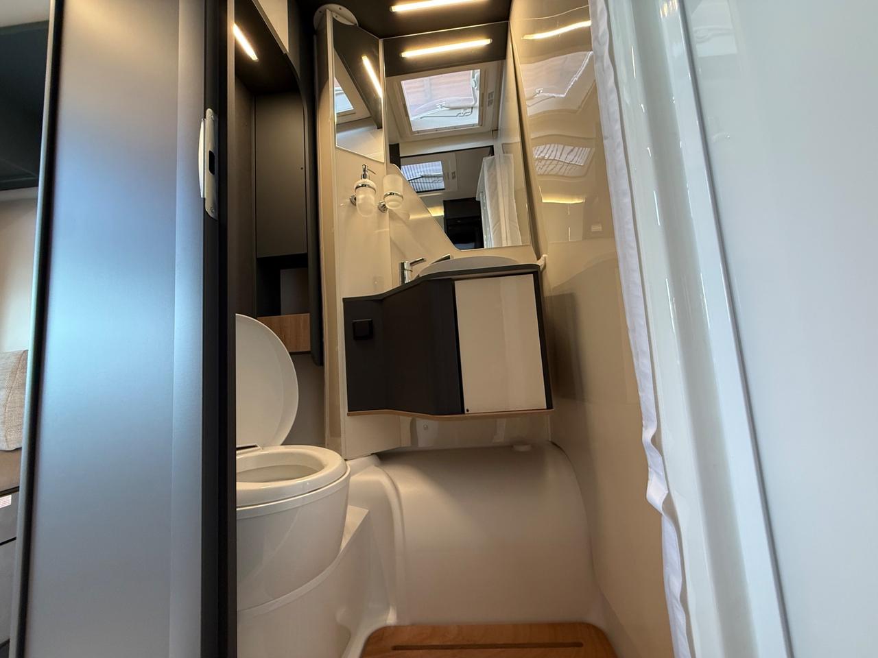 LAIKA KOSMO 319 L 6.99 AUTOMATICO LITIO