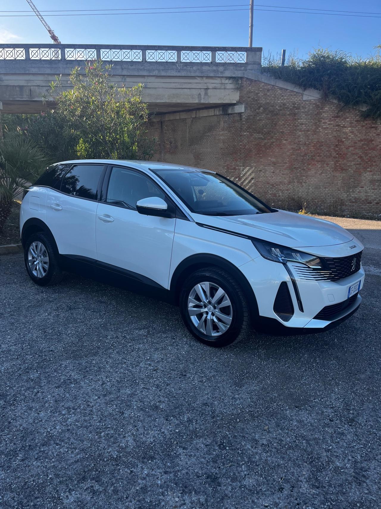 Peugeot 3008 BlueHDi 130 S&S EAT8 Business