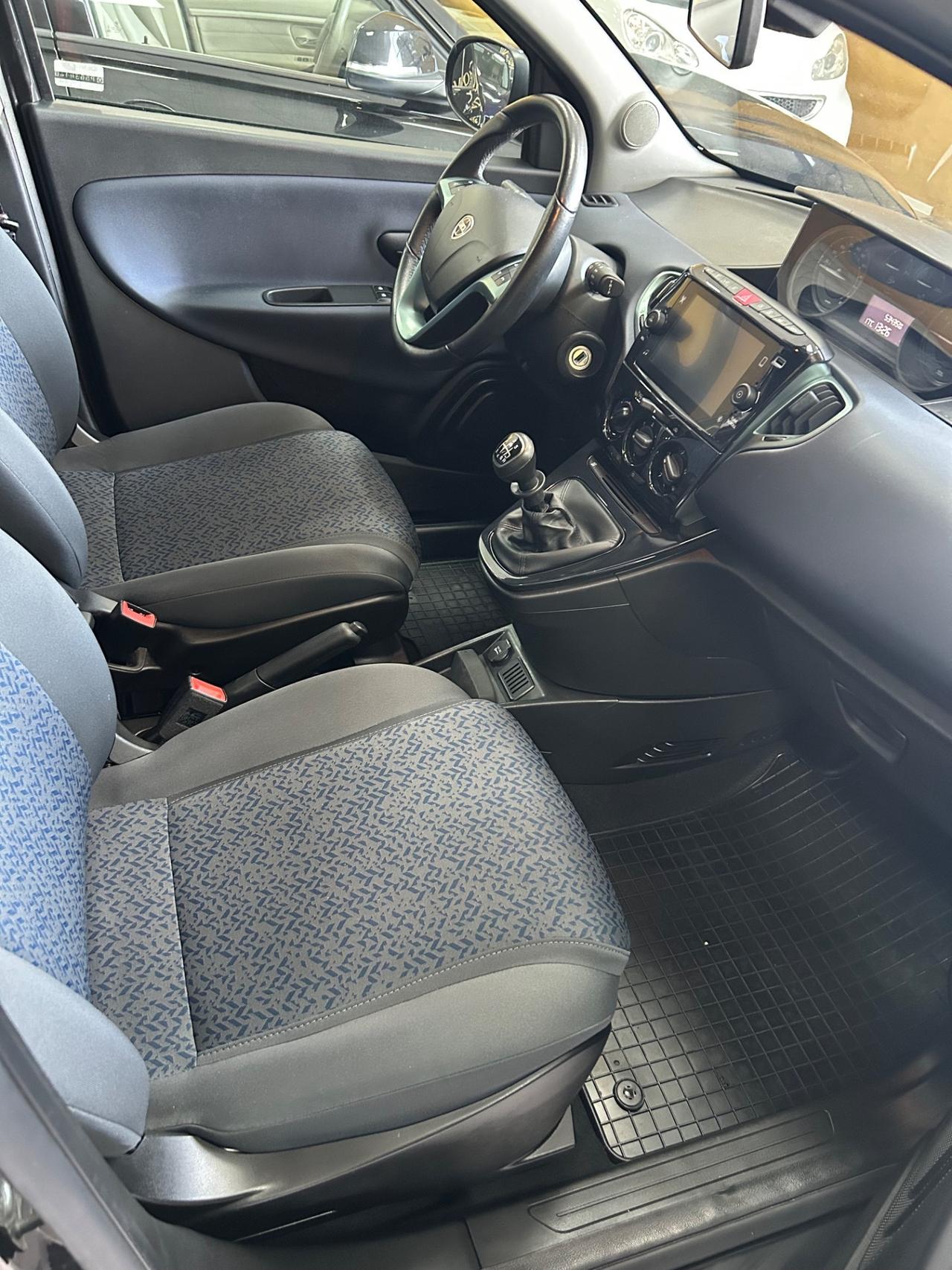 LANCIA YPSILON 1.0 Hybrid “PROMO FINANZ”-2023