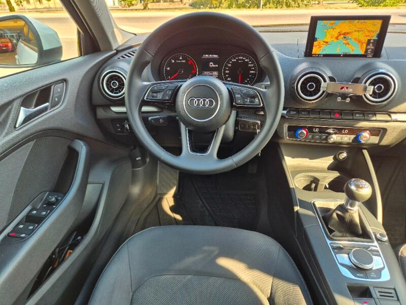 AUDI A3 3ª serie A3 SPB 30 TDI Business