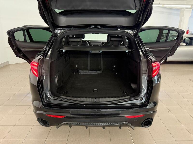 Alfa Romeo Stelvio 2.2 TD 210 CV Estrema AT8 Q4 Harman