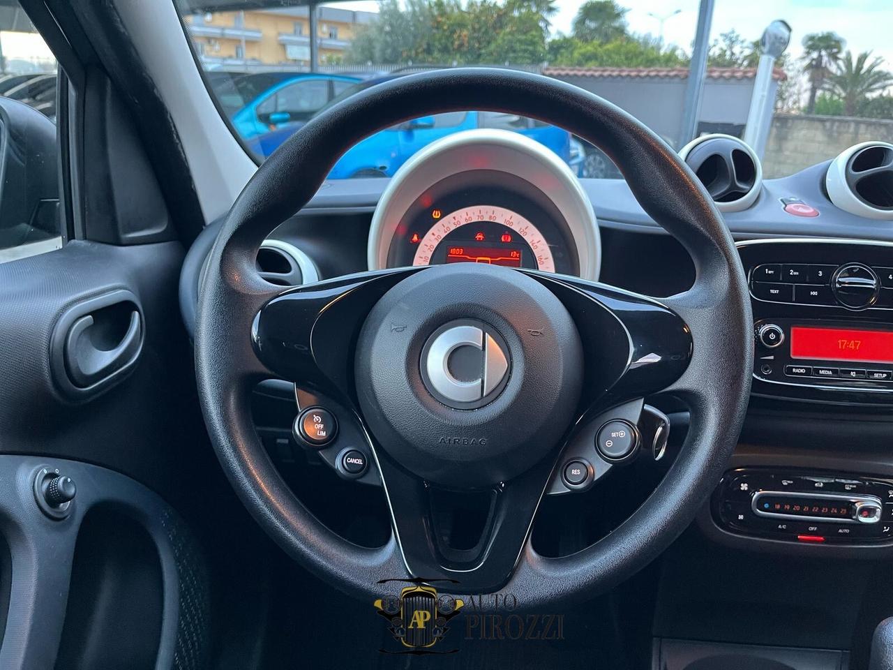 SMART FORFOUR 1.0 BENZINA 2020 CON 76000KM