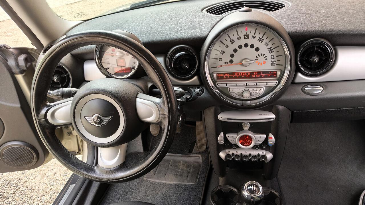 Mini 1.6 16V Cooper Chili