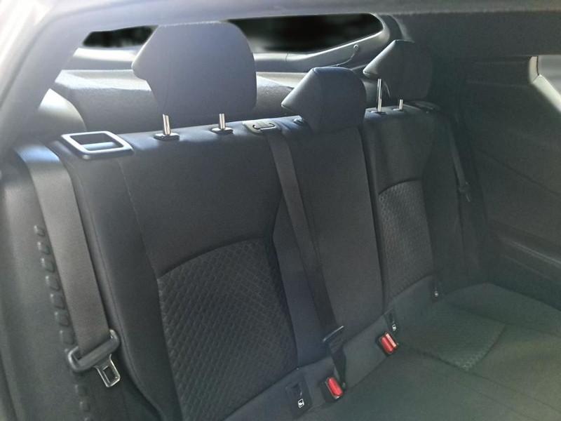 TOYOTA C-HR 1.8H 98CV E-CVT Business