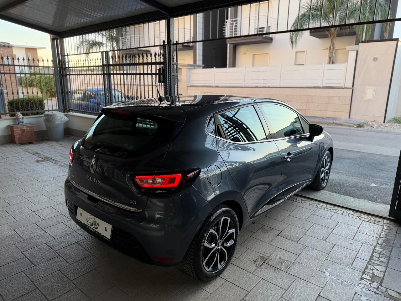 Renault Clio dCi 8V 90CV EDC Start&Stop 5 porte Energy Intens