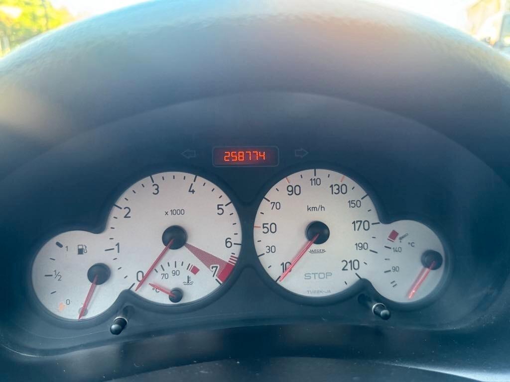 Peugeot 206 1.4 5p. GPL