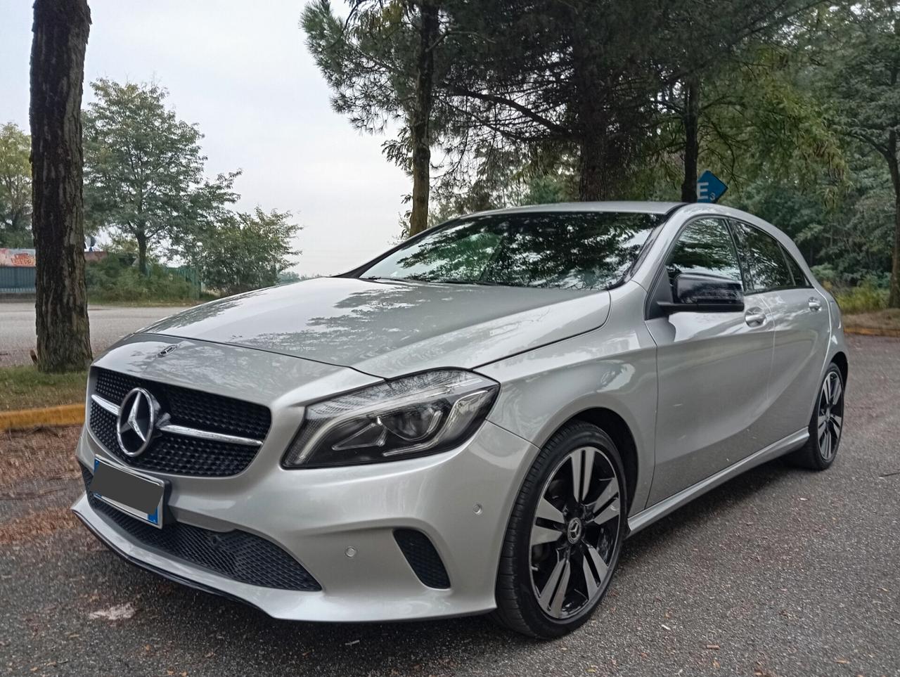 Mercedes-benz A 180 d A180 Automatic Sport Permute