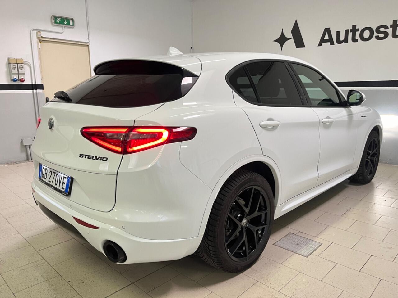 Alfa Romeo Stelvio 2.2 210 CV AT8 Q4 Veloce