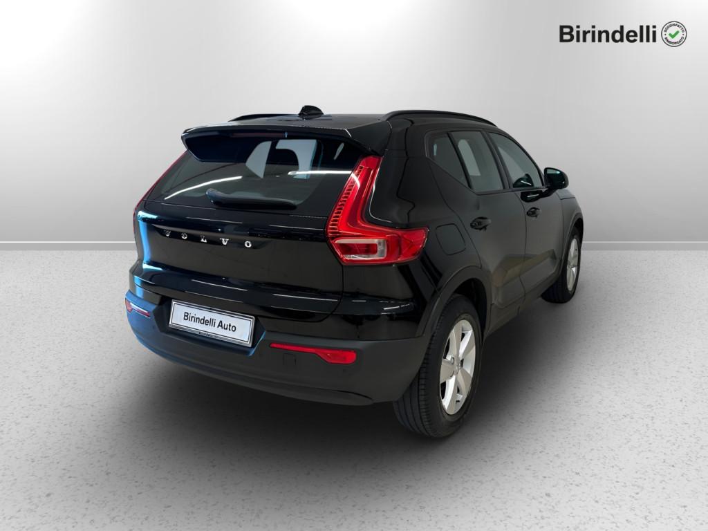 VOLVO XC40 (2017-->) - XC40 T2 Momentum