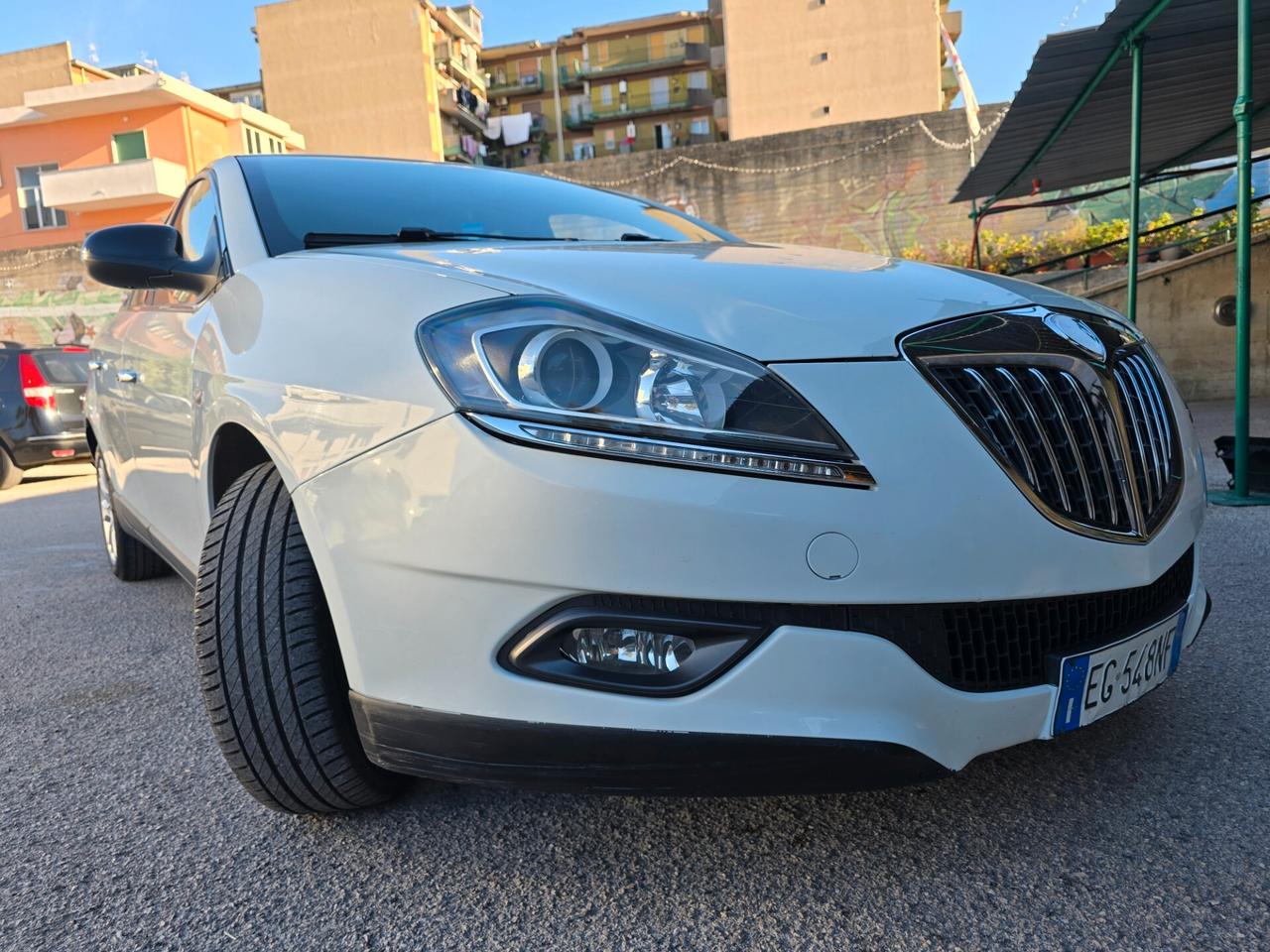 Lancia Delta 1.6 MJT 120cv full opt nuova 2011