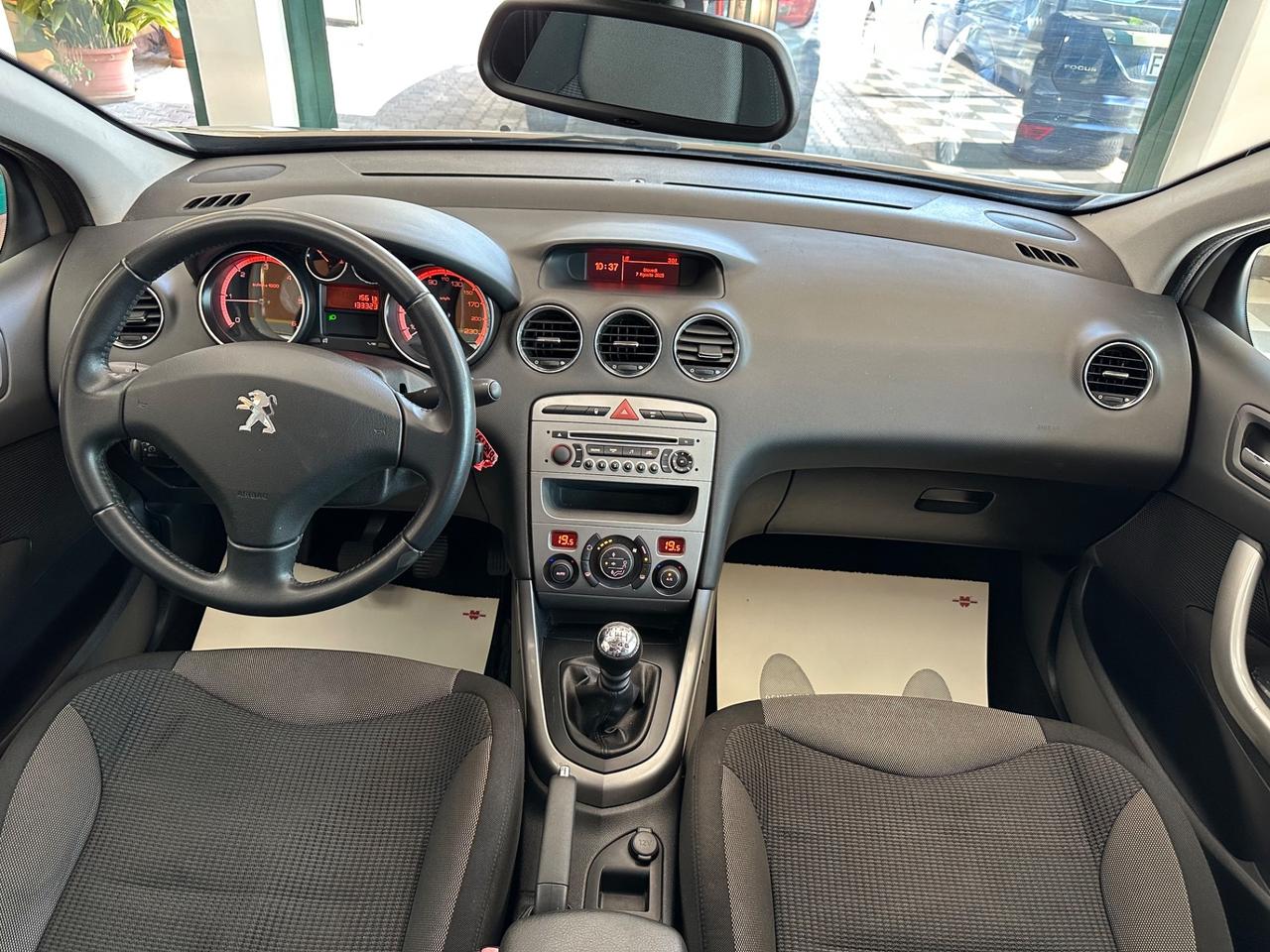 Peugeot 308 1.6 8V e-HDi 112CV Stop&Start 5p. Business