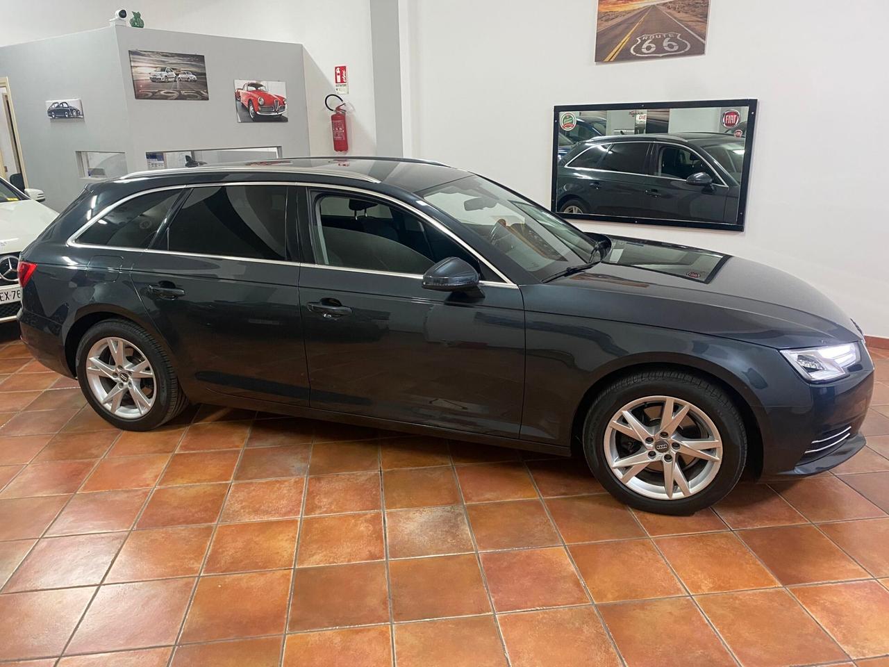 AUDI A4 2.0 TDI 150 CV S TRONIC BUSINESS SPORT