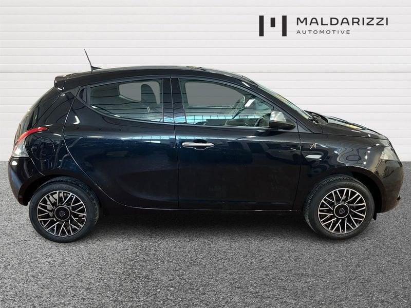 Lancia Ypsilon III 2021 1.0 firefly hybrid Alberta Ferretti s&s 70cv 5p.ti