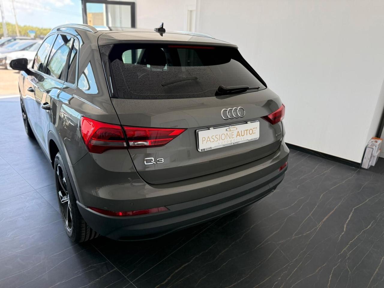 Audi Q3 35 TDI S tronic Business Advanced