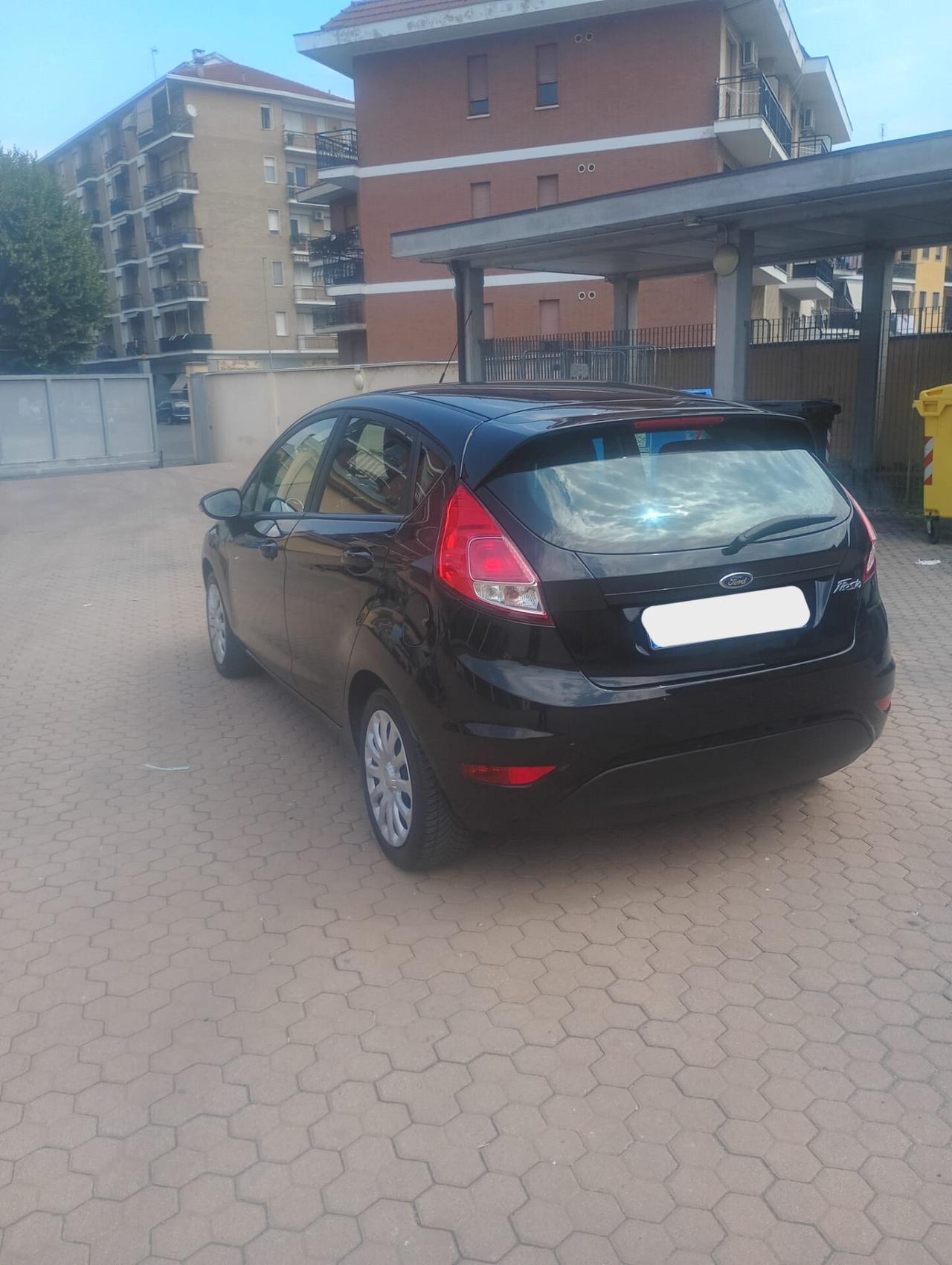Ford Fiesta - APERTI AD AGOSTO