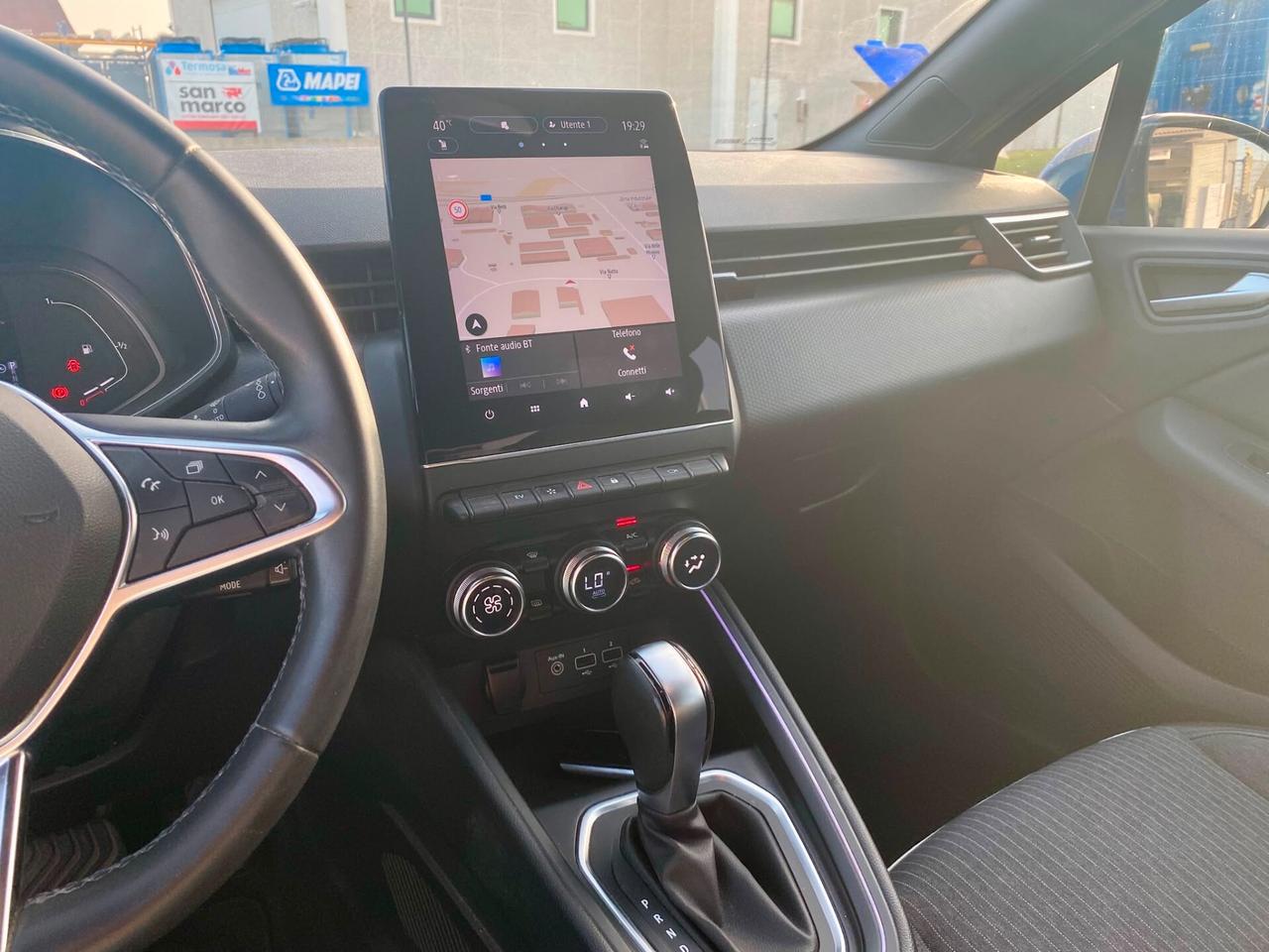 Renault Clio 1.6 Full Hybrid E-Tech 140 CV Intens