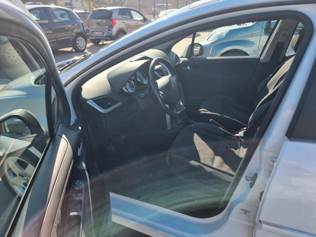 Peugeot 207 1.4 HDi 70CV 5p. Energie