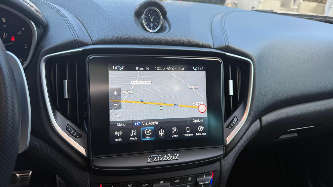 Maserati Ghibli V6 Diesel Gransport TETTO