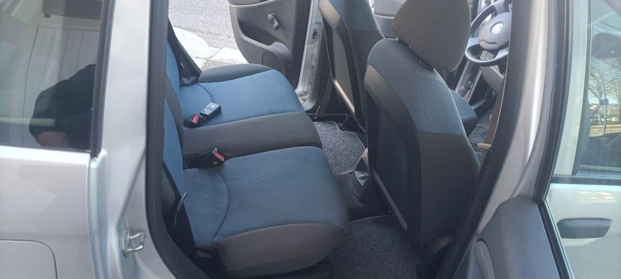 Fiat Idea 1.2 16V BlackLabel