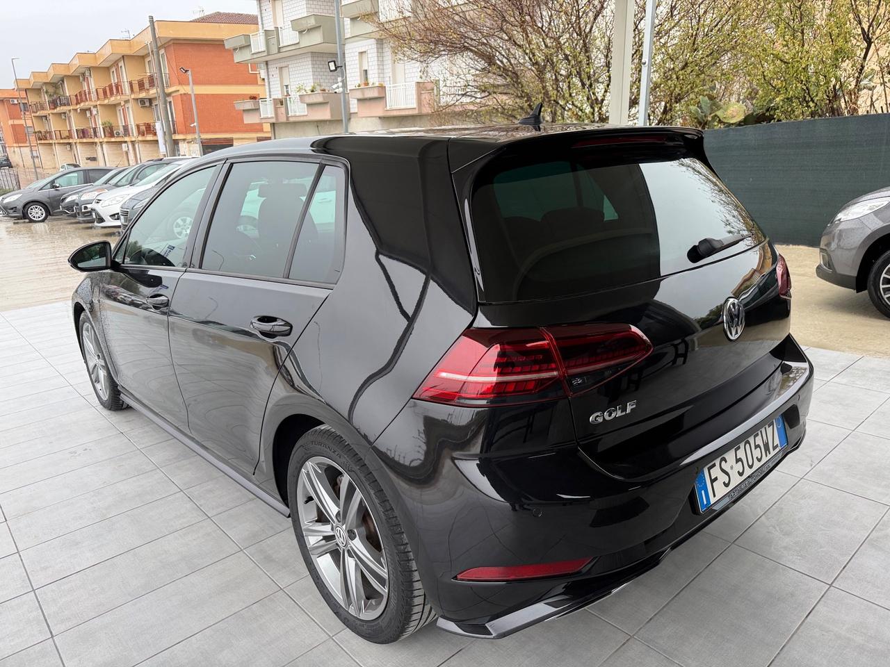 Volkswagen Golf 1.6 TDI 115 CV R-Line