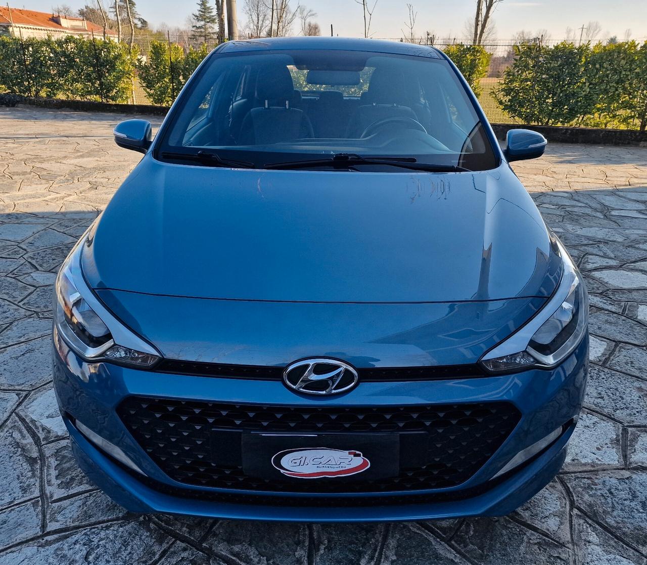 Hyundai i20 1.2 GPL 75cv Econext Blackline