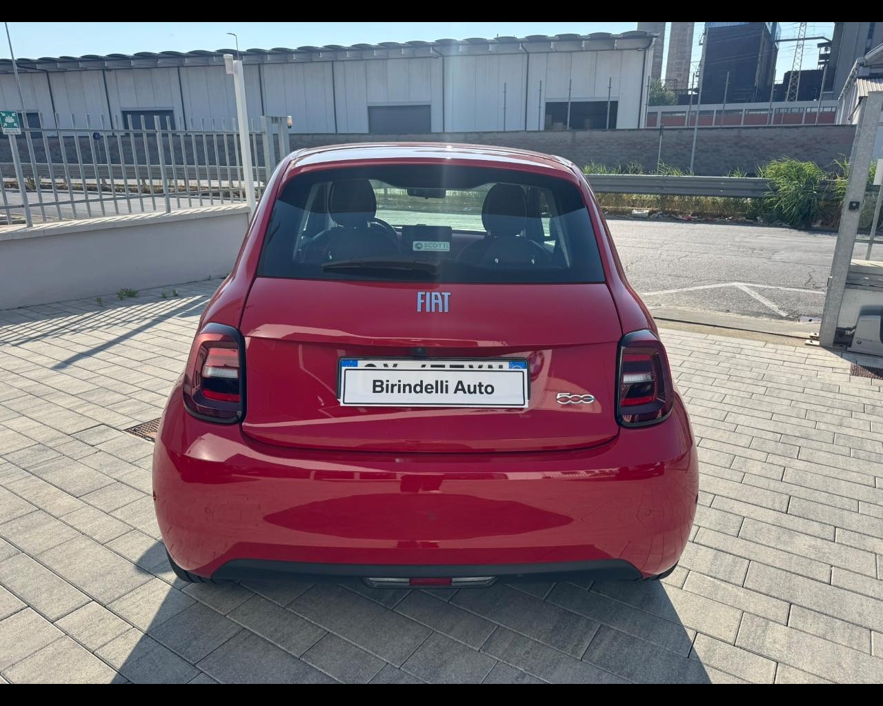 FIAT 500 (2020-->) - 500e Berlina 42 kWh Red