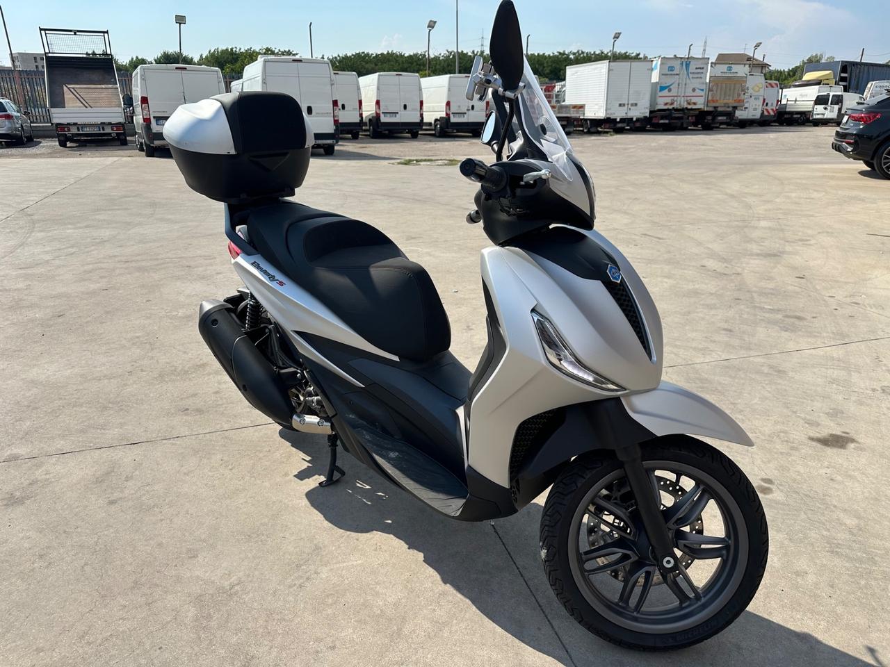 Piaggio Beverly 300s