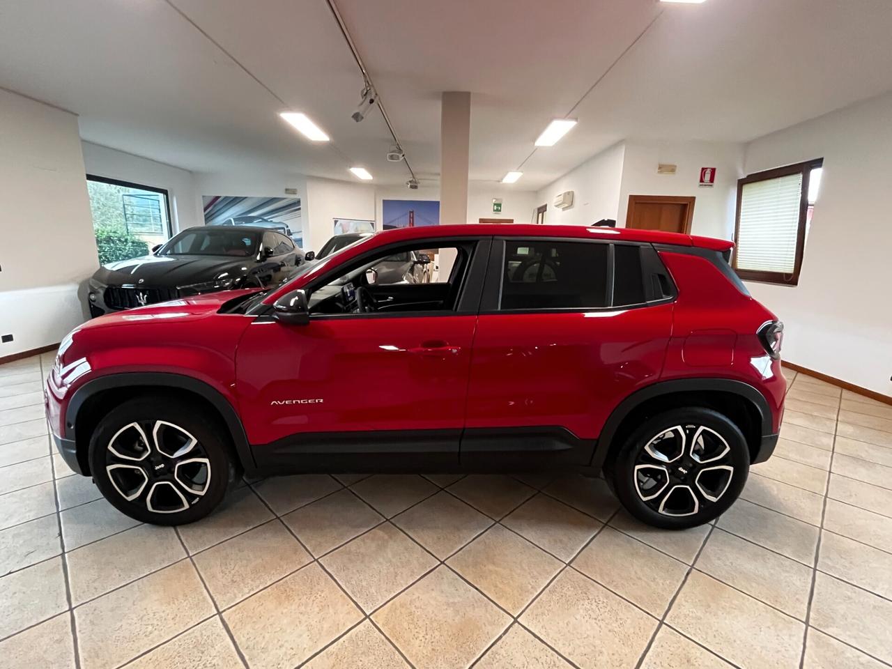 Jeep Avenger 1.2 Turbo 100 CV MHEV Summit Auto