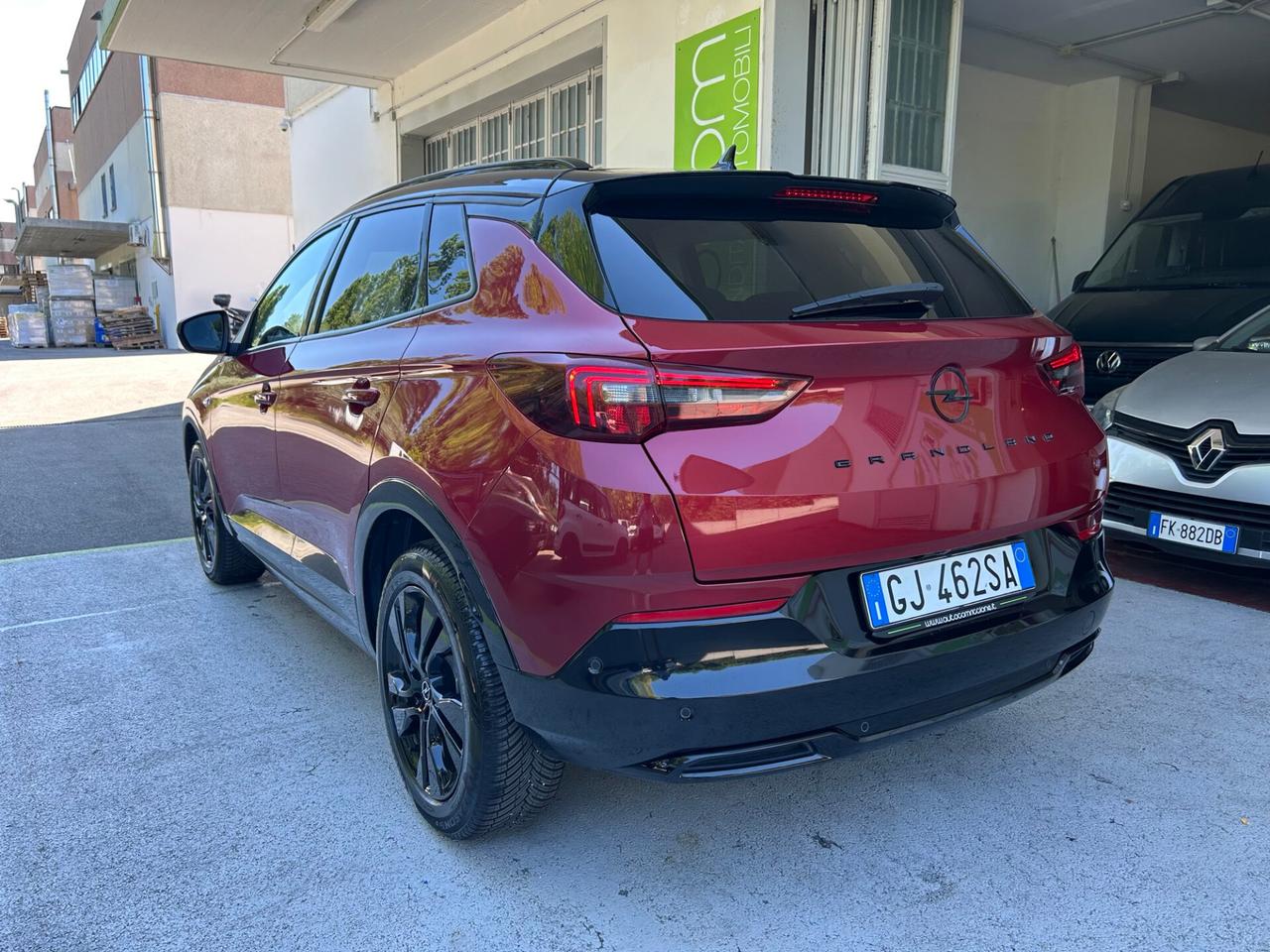 Opel Grandland 1.2 GSLine AT8 ACC GARANZIA 24 MESI