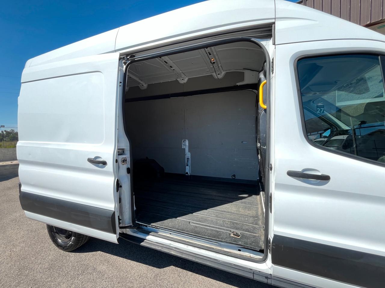 FORD TRANSIT TETTO ALTO PASSO CORTO L2H3 - FURGONE