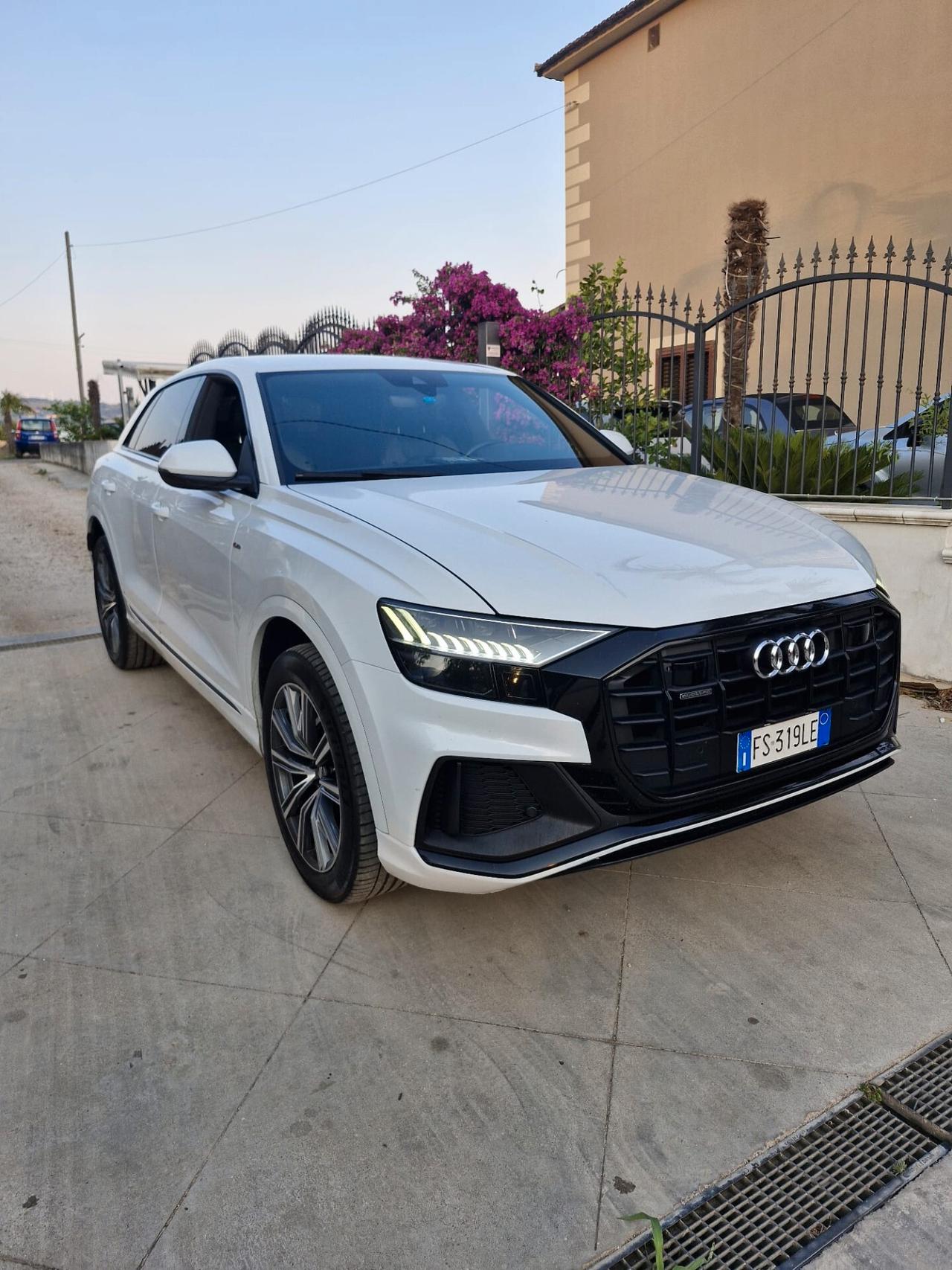 Audi Q8 50 TDI 286 CV quattro tiptronic Sport