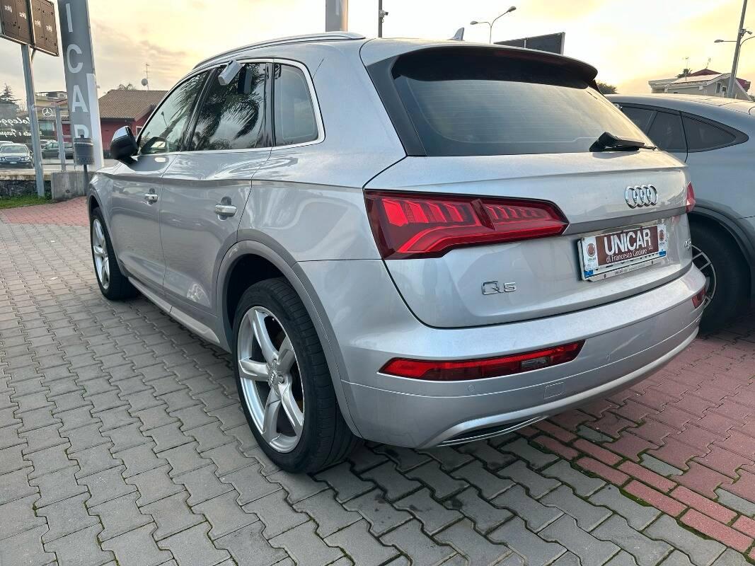 Audi Q5 40 2.0 tdi Business Sport quattro 190cv s-tronic