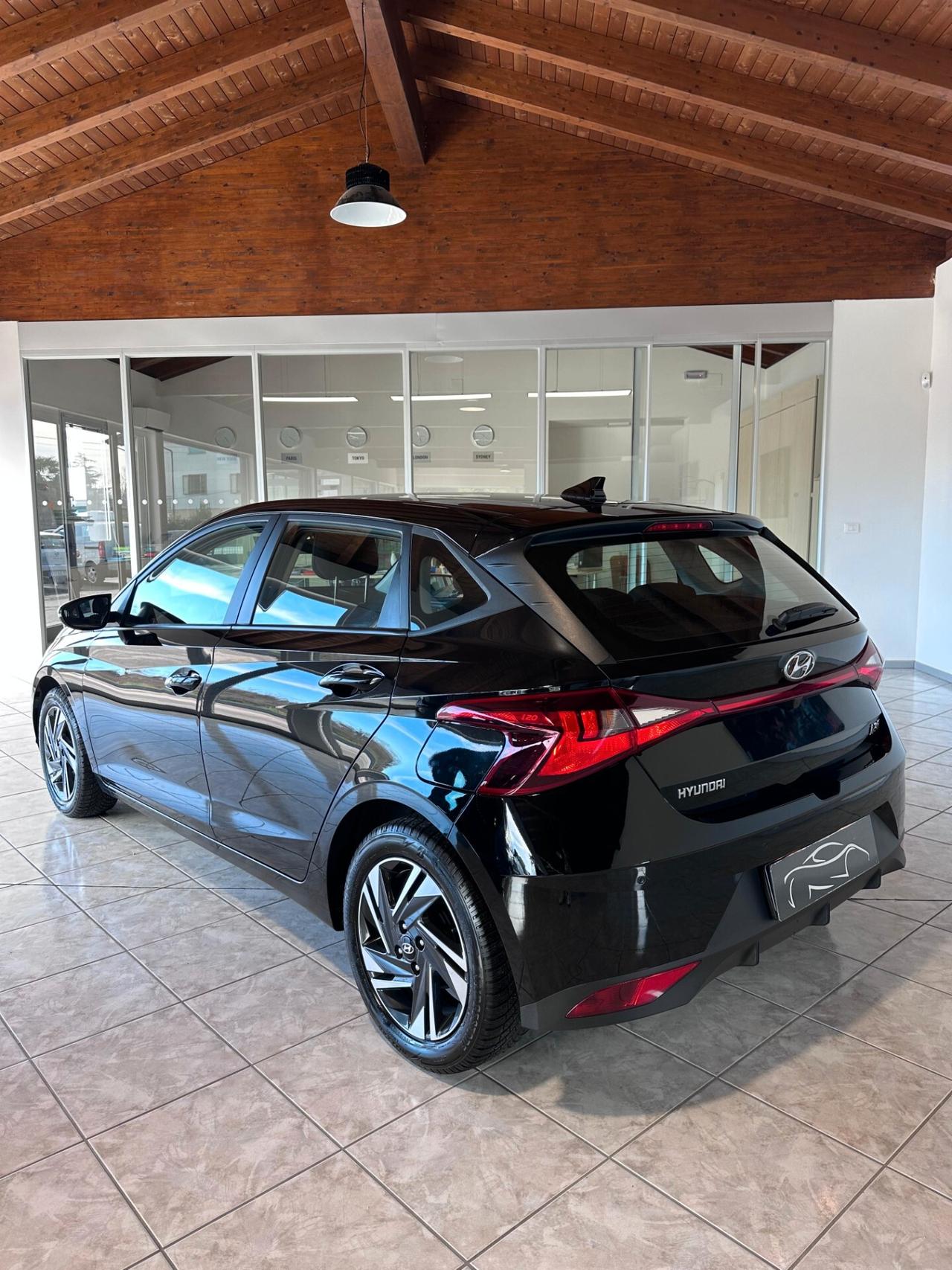 Hyundai i20 III 2022 1.2 mpi Connectline *UniProprietario *NeroMetallizzato*Cerchi inLega *AppleCarplay*Retr