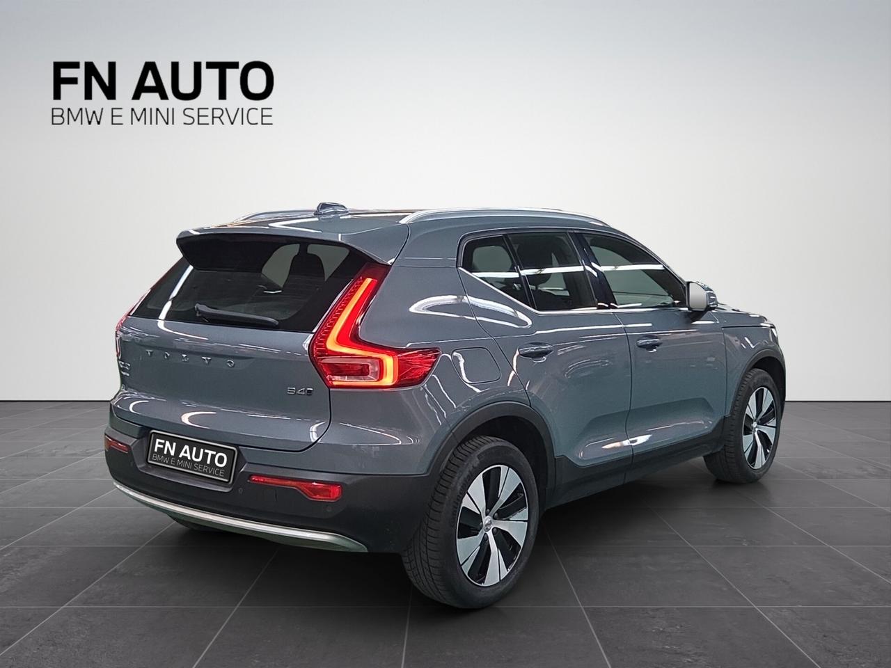 Volvo XC40 B4 AWD automatico Plus Bright