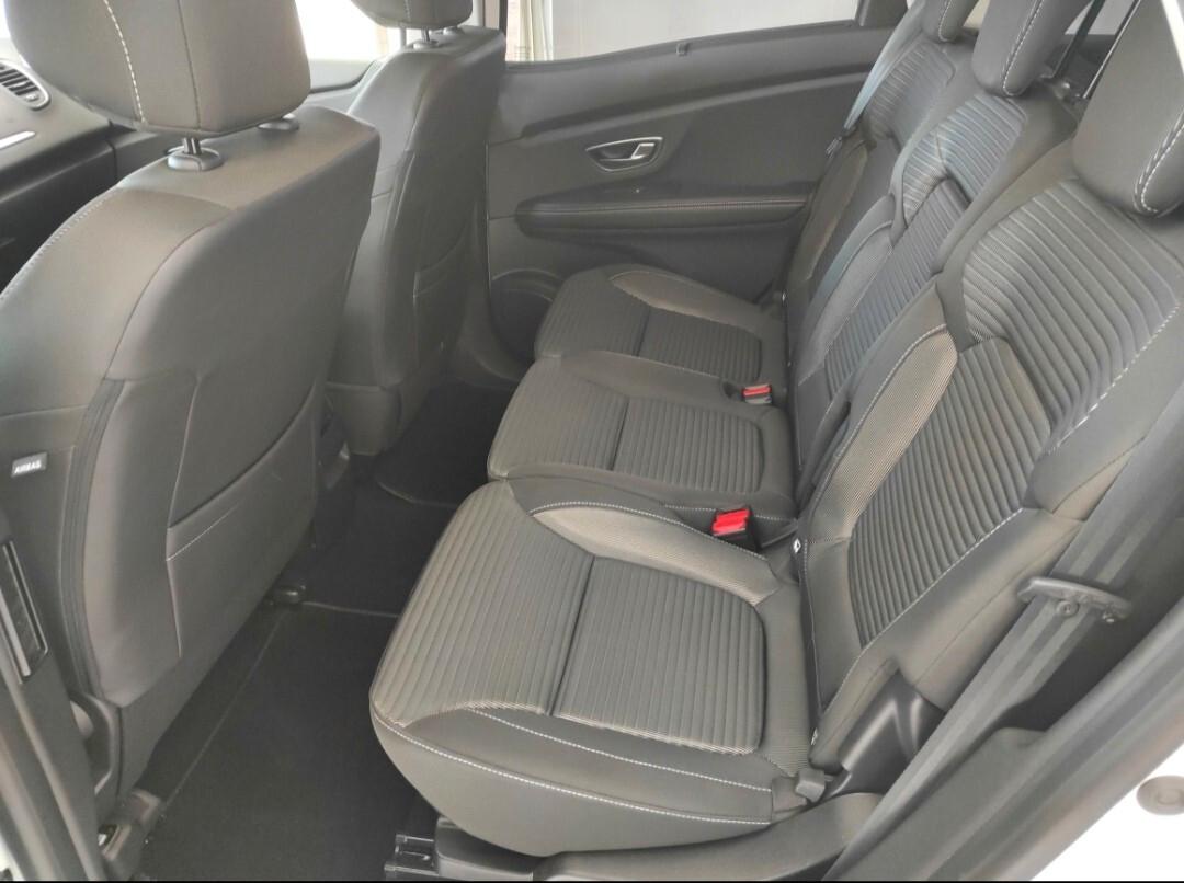 Renault Scenic Scénic Blue dCi 120 CV Sport Edition2