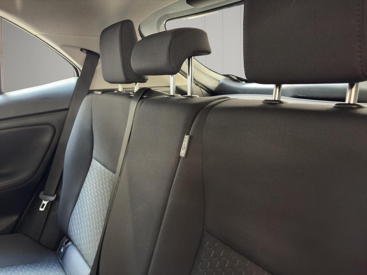 Toyota Yaris Cross 1.5h Active fwd 116cv e-cvt