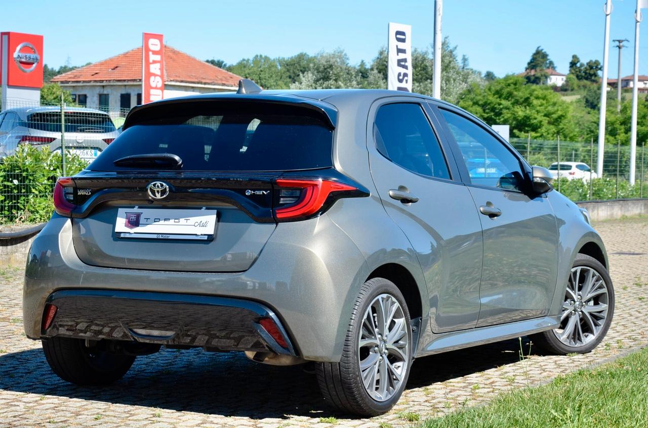 TOYOTA YARIS 1.5h LOUNGE 130cv AUTO, UNICOPROPRIETARIO, EURO 6E, GARANZIA TOYOTA, UFF ITALIANA, SERVICE TOYOTA, RETROCAMERA, PERMUTE