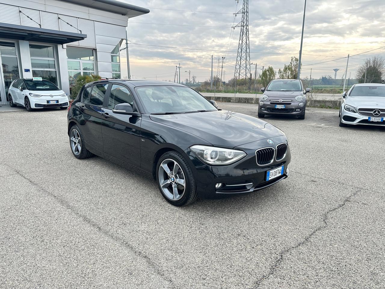 Bmw 118 118d 5p. Sport - 2014